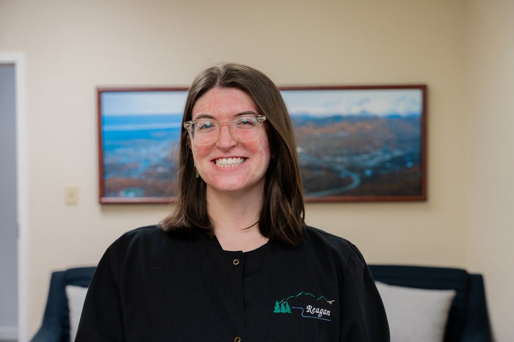Dental Assistant Reagan Johnson, smiling in the Eagle View Family Dental office.